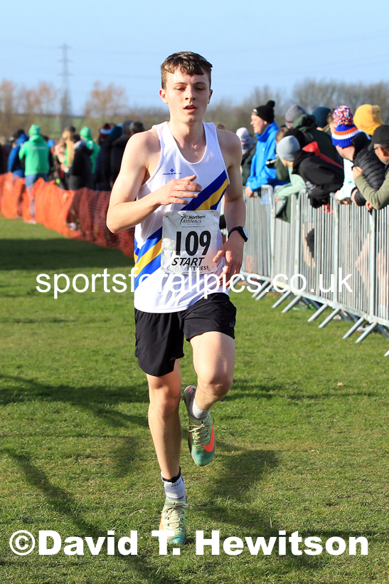 Mens under-17s 2022 Northern Cross Country Champs., Pontefract. Photo: David T. Hewitson/Sports for All Pics